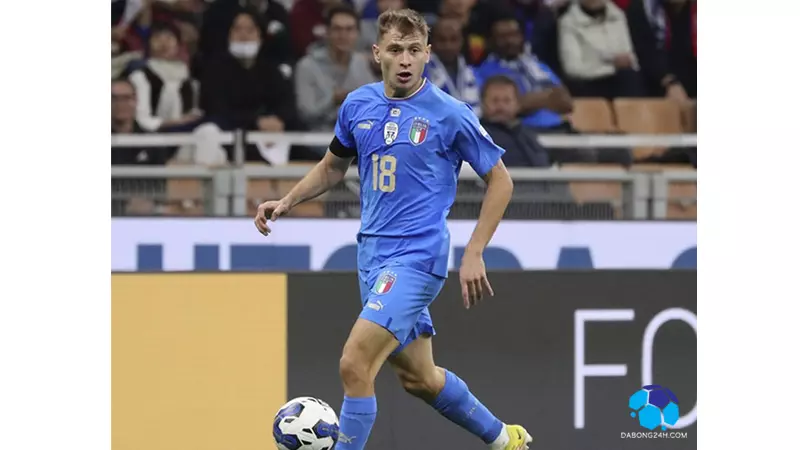Barella là tuyển thủ của đội tuyển Italia duy nhất trong danh sách rút gọn ứng cử viên Quả Bóng Vàng 2023