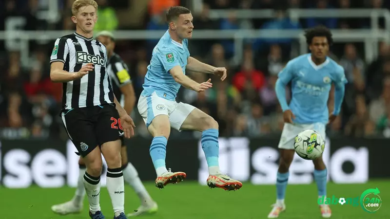 Man City thua Newcastle 0-1 trên sân St James' Park ở vòng 3 Cup Liên đoàn Anh