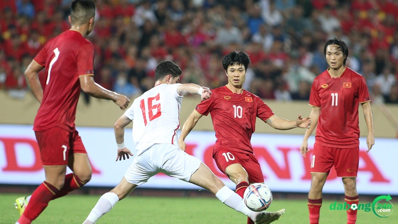 Vừa ghi bàn ở trận giao hữu hồi tháng 9, nhưng Công Phượng vẫn không có suất ở tuyển Việt Nam lần này